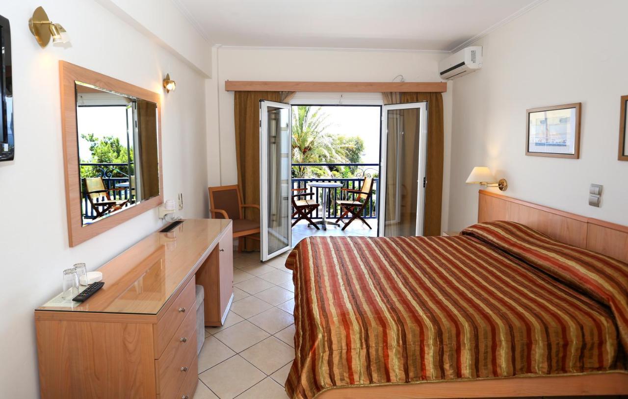 Danae Hotel Aegina ภายนอก รูปภาพ